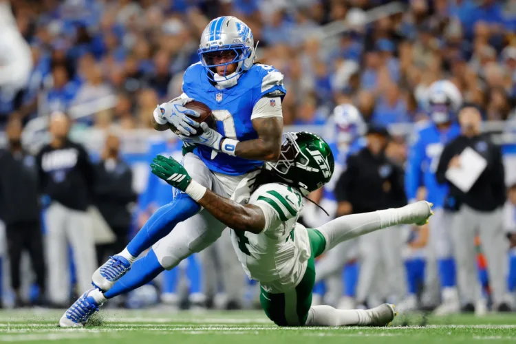 Jahmyr Gibbs' 3rd touchdown with 2:25 left lifts Lions to 31-24 win over Jets